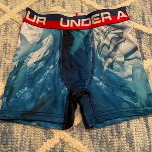 Under Armour youth small fitted underwear sharks underwater